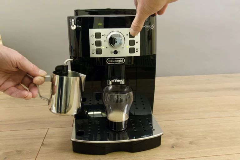 Günstiger DeLonghi Kaffeevollautomat in unserem Test