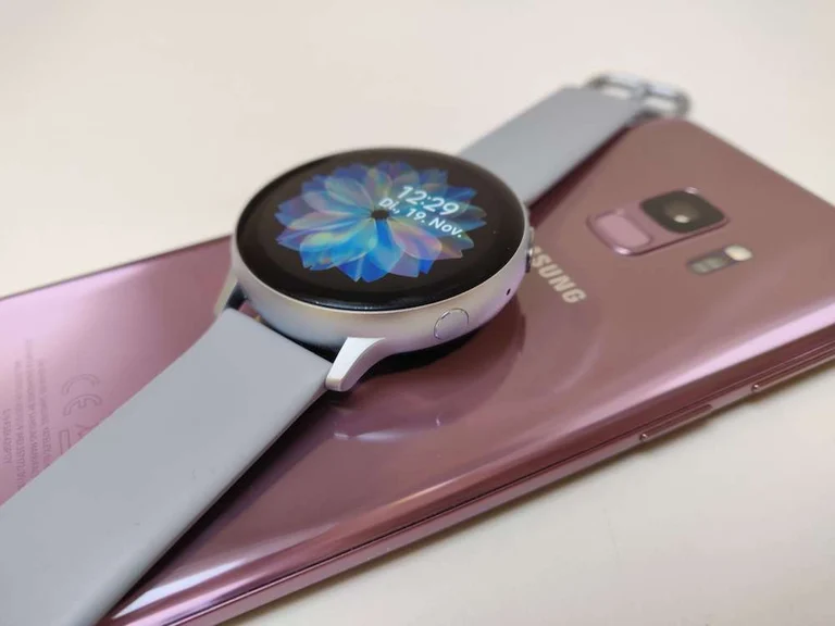 Samsung Galaxy Watch entfaltet ihre Funktionen vollständig mit einem Samsung Galaxy Handy