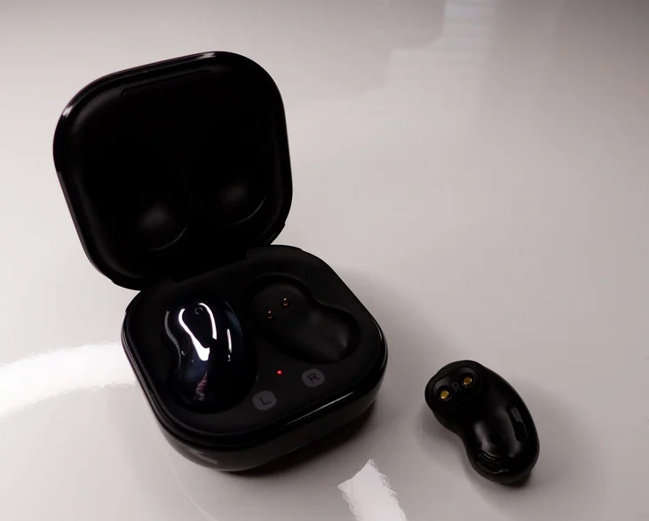 Samsung Galaxy Buds Live In-Ear Kopfhörer mit Ladecase 