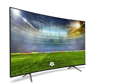 Günstiger 4K Fernseher mit Fußball