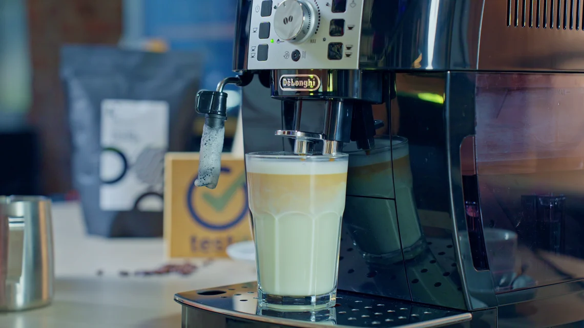 Die Milchdüse ermöglicht verschiedene Milch-Mix-Getränke.